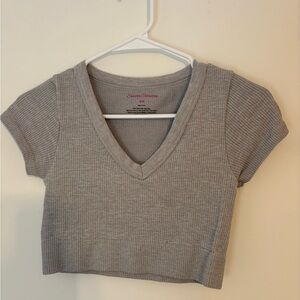 Heather Gray V-Neck Ribbed Crop Top